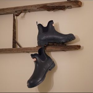 Hunter-Target collaboration rainboots